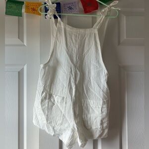 White billabong romper